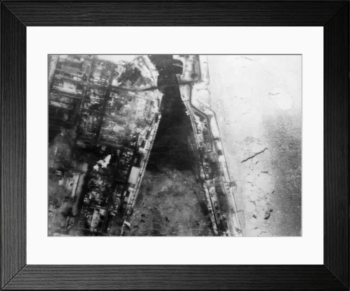 Framed Print : The Germany Navy battlecruisers Scharnhorst and Gneisenau Framed Print : The Germany Navy battlecruisers Scharnhorst and Gneisenau