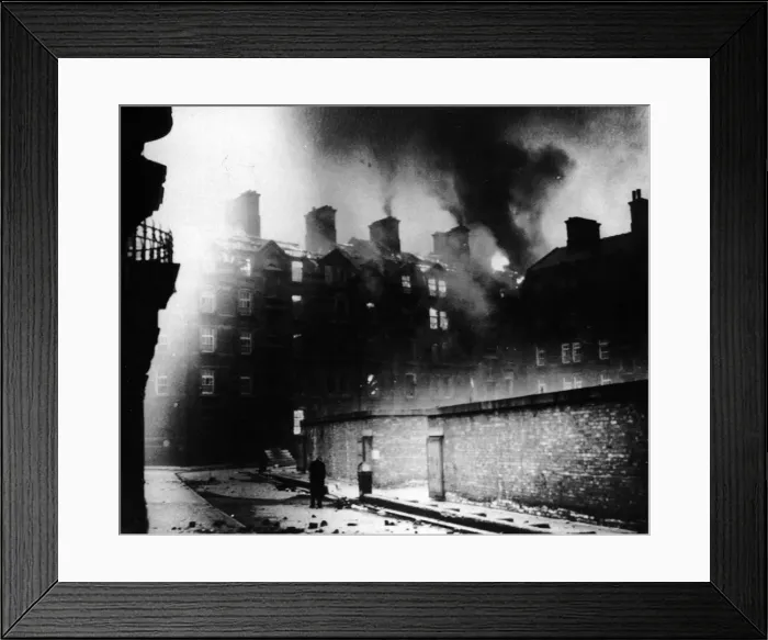 Framed Print : Air raid in Liverpool. May 1941 Framed Print : Air raid in Liverpool. May 1941