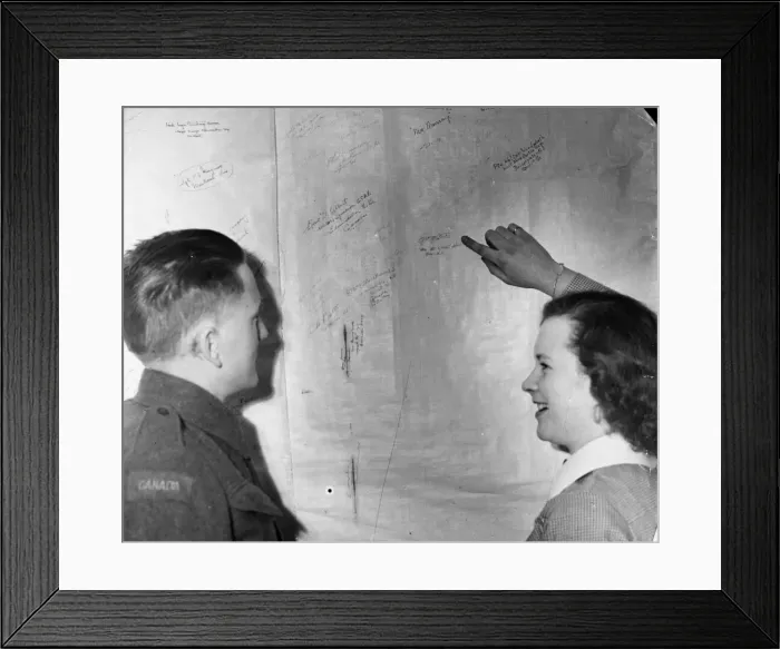 Framed Print : Miss Fatih Watson a The Voluntary Aid Detachment (VAD) Nurse Framed Print : Miss Fatih Watson a The Voluntary Aid Detachment (VAD) Nurse