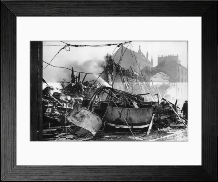 Framed Print : A tramcar, now a wreck after it was hit in a German Air raid Framed Print : A tramcar, now a wreck after it was hit in a German Air raid