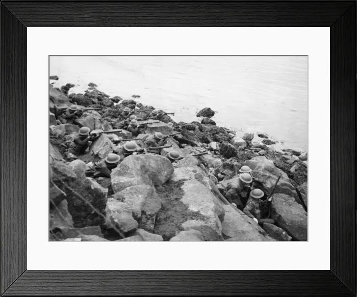 Framed Print : British and Canadian armed forces occupy Iceland during the Second World War Framed Print : British and Canadian armed forces occupy Iceland during the Second World War