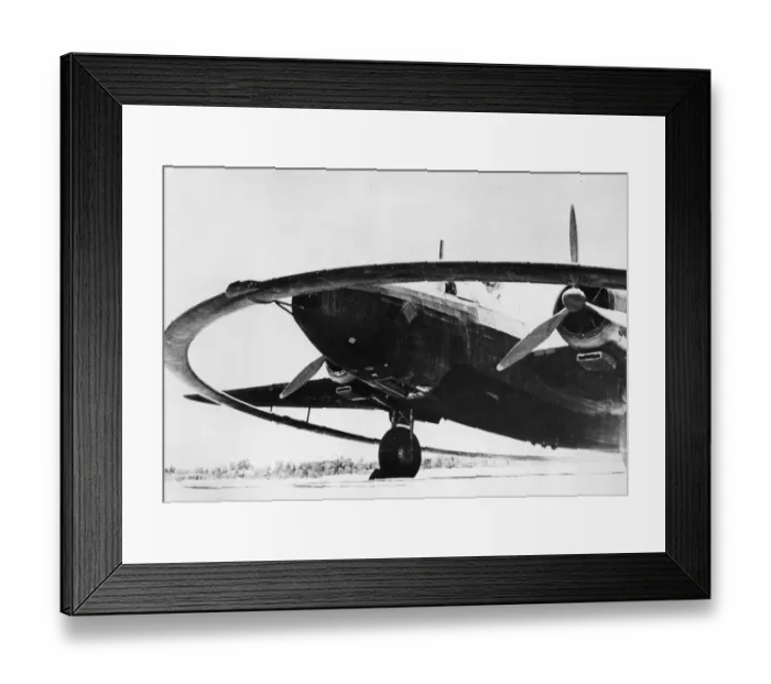 Framed Print : A Vickers Wellington DWI Mark II of No. 1 General Reconnaissance Unit at Ismaliya, Egypt Framed Print : A Vickers Wellington DWI Mark II of No. 1 General Reconnaissance Unit at Ismaliya, Egypt
