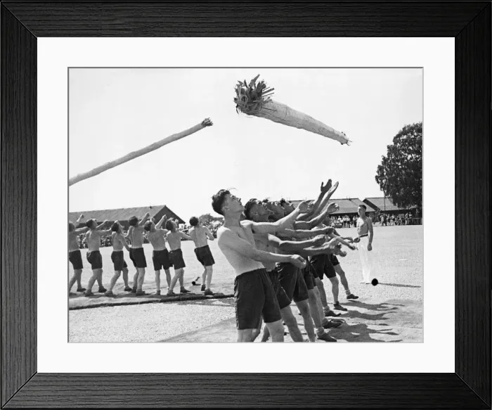 Framed Print : Convalescent troops, many who have returned from North Africa Framed Print : Convalescent troops, many who have returned from North Africa
