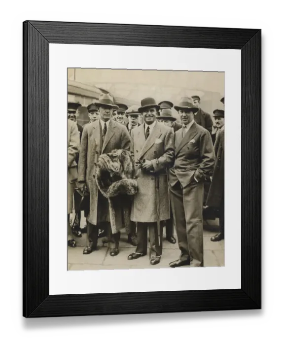 Framed Print : Douglas Fairbanks Senior, with United States golfers who arrived in London today Framed Print : Douglas Fairbanks Senior, with United States golfers who arrived in London today