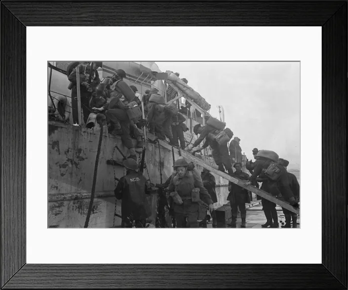 Framed Print : British re enforcement land on Gold beach for the big push into the Normandy town of Caen Framed Print : British re enforcement land on Gold beach for the big push into the Normandy town of Caen
