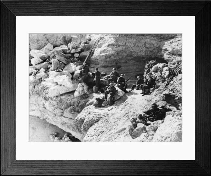 Framed Print : A British outpost in a wadi in Libya during the Second World War. 4th February 1942