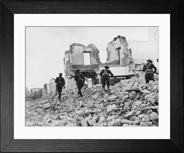 Framed Print : South African infantry search a ruined village for enemy soldiers near Bardia Framed Print : South African infantry search a ruined village for enemy soldiers near Bardia