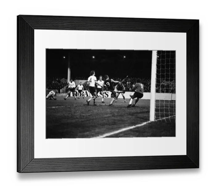 Framed Print : Aston Villa 1-3 Liverpool, Division One match held at Villa Park. 8th December 1979