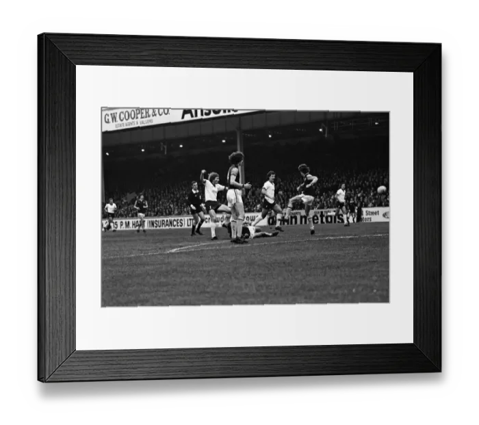 Framed Print : Aston Villa 1-3 Liverpool, Division One match held at Villa Park. 8th December 1979