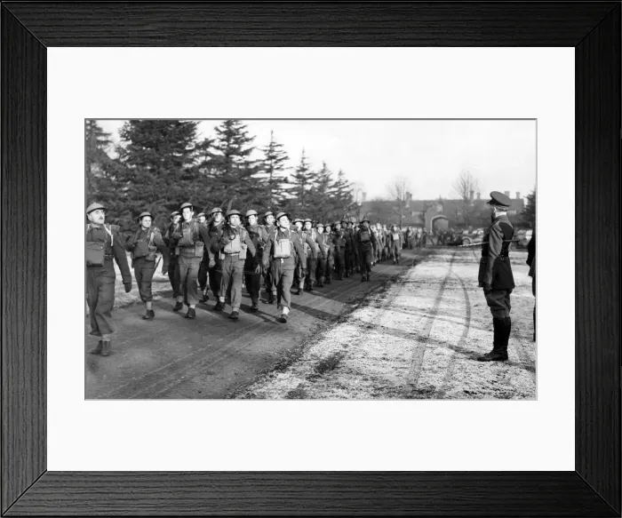 Framed Print : General Sir John Dill with Czech troops in the Western Command. December 1940