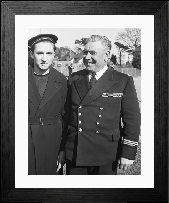 Framed Print : Un-named Free French Naval officer and sailor at their barracks in Southern England 5th