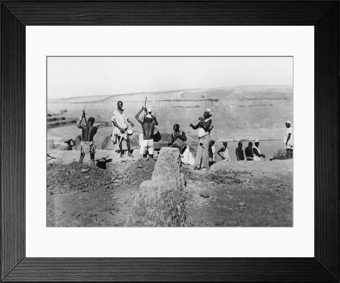 Framed Print : Nigerian tin miners at work during the Second World War. 30th January 1944