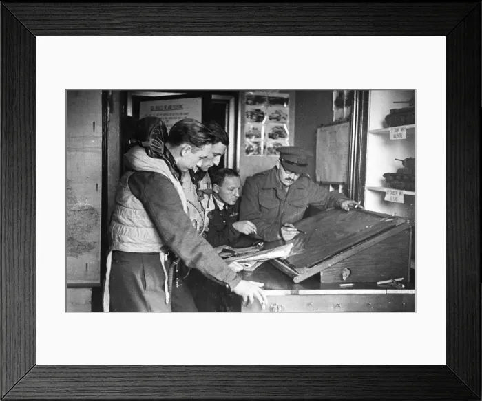 Framed Print : A wing commander briefs his pilots in the new speedier ways which are needed to fight in