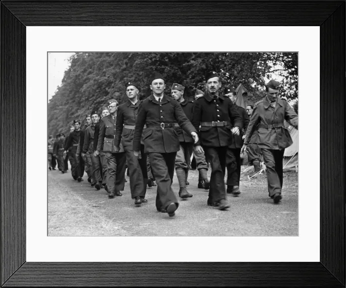 Framed Print : Czechoslovakia soldiers camped on Merseyside. Picture taken 9th July 1940 Framed Print : Czechoslovakia soldiers camped on Merseyside. Picture taken 9th July 1940