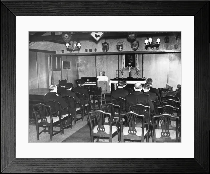 Framed Print : The Flotilla Servicmens Club - Liverpool, Merseyside. Soldiers Framed Print : The Flotilla Servicmens Club - Liverpool, Merseyside. Soldiers