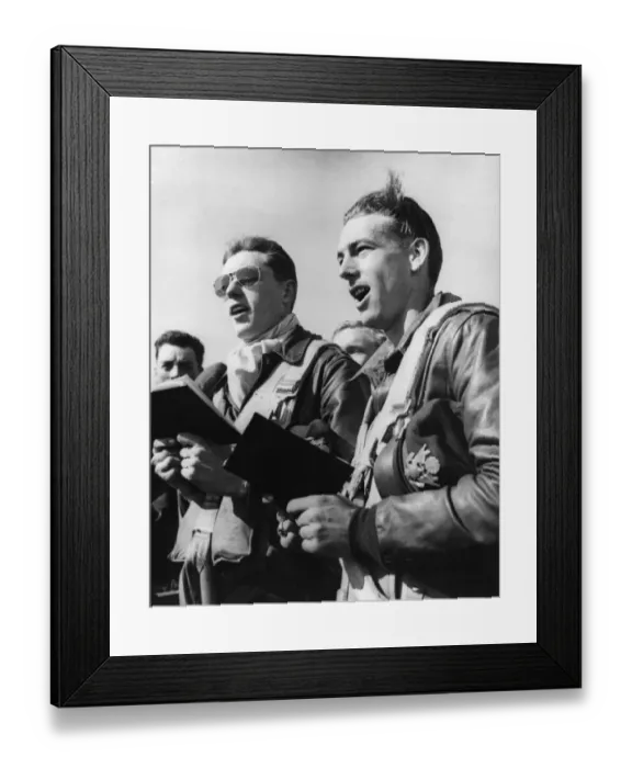 Framed Print : Lieutenant Frank S, Barrett of Dallas, Texas and Lieutenant Frank M