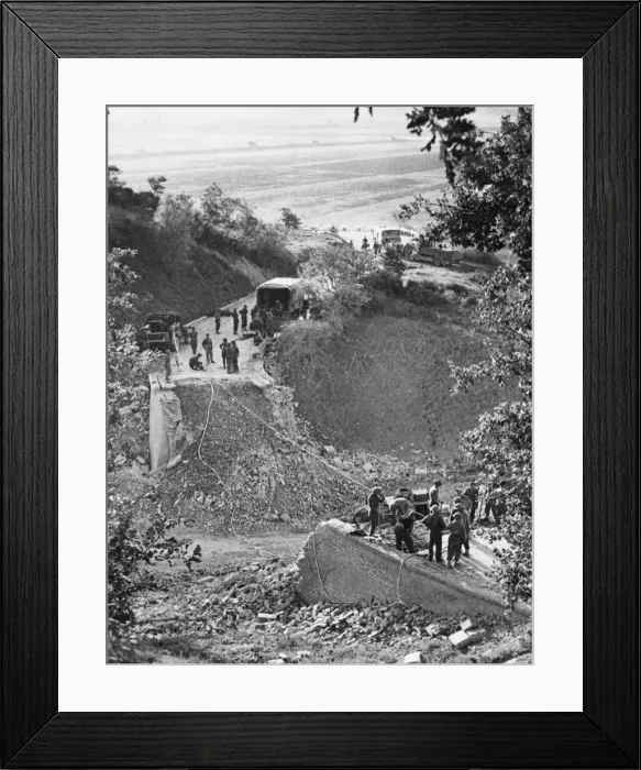 Framed Print : Bridge to Casalbordino destroyed by retreating Germans. 4th December 1943 Framed Print : Bridge to Casalbordino destroyed by retreating Germans. 4th December 1943