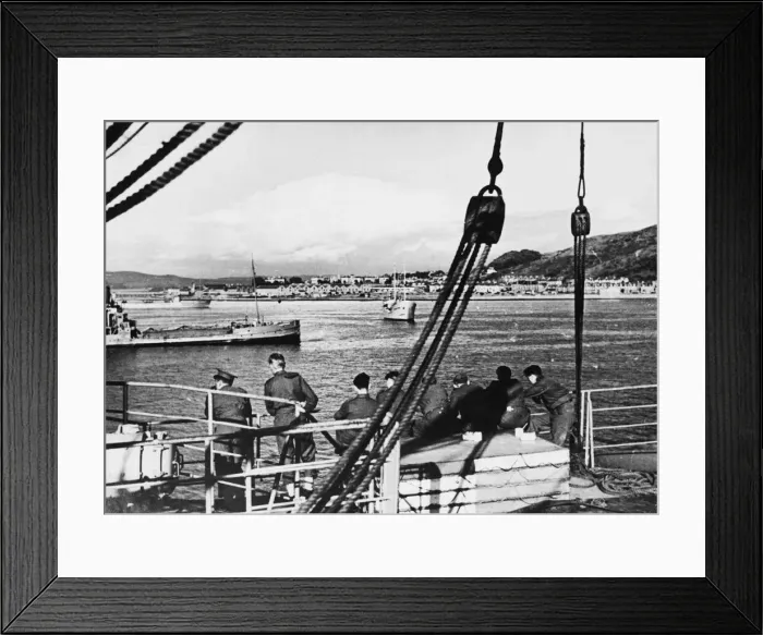 Framed Print : Dutch ship carrying British troops to Iceland. 22nd August 1940 Framed Print : Dutch ship carrying British troops to Iceland. 22nd August 1940