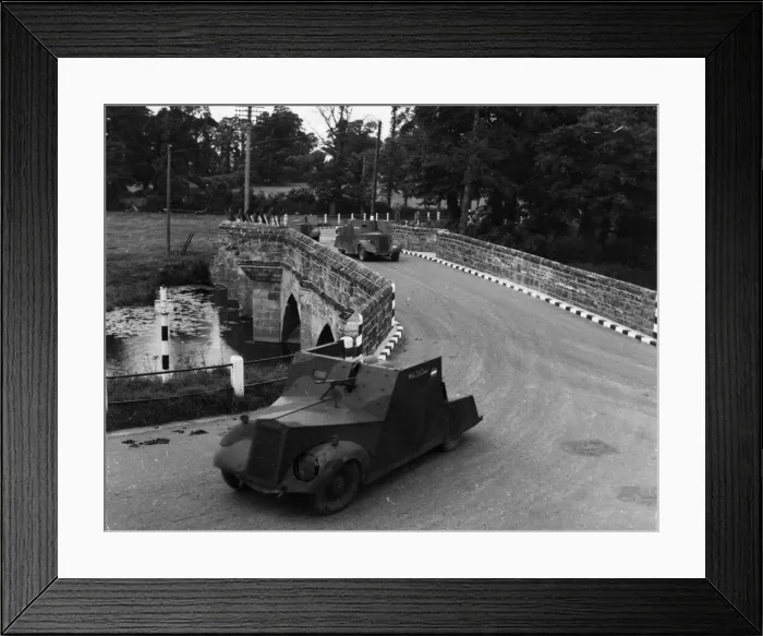 Framed Print : Britain new Reconnaissance Corps forms the spearhead of the Armys attack