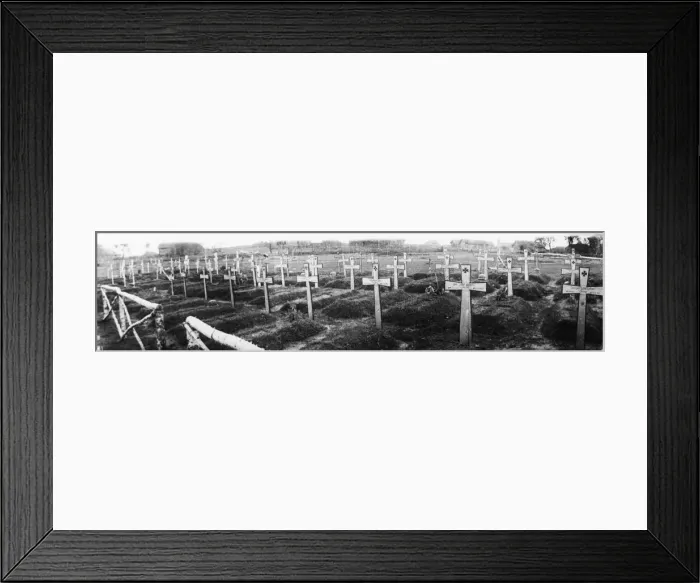 Framed Print : German graves near the village Malaya Nezhoda in Russia. 2nd February 1941 Framed Print : German graves near the village Malaya Nezhoda in Russia. 2nd February 1941