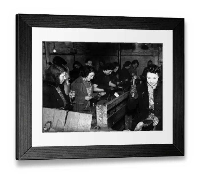 Framed Print : Women shoemakers in England during World War II. Circa 1941 Framed Print : Women shoemakers in England during World War II. Circa 1941