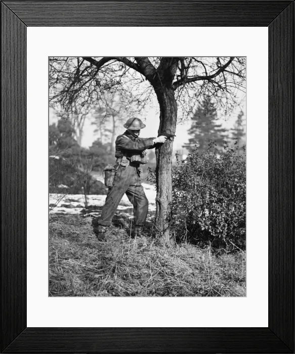 Framed Print : Parachute Troop. special Air Service on ground training Framed Print : Parachute Troop. special Air Service on ground training