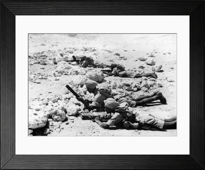 Framed Print : Men from a Sikh regiment seen fighting in the Western Desert. September 1941 Framed Print : Men from a Sikh regiment seen fighting in the Western Desert. September 1941