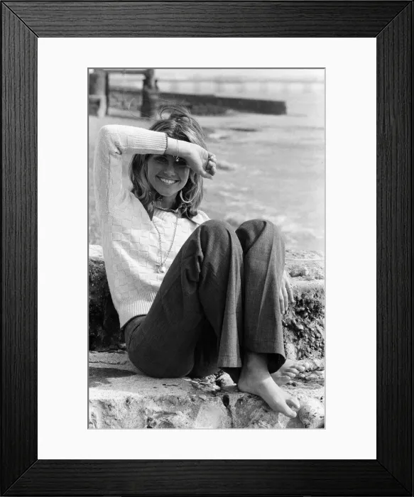 Framed Print : The Eurovision Song Contest 1974 in Brighton. Entry for United Kingdom Olivia Newton-John
