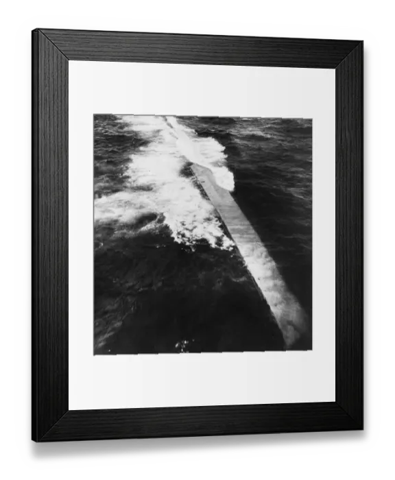 Framed Print : The Italian destroyer Tigre lies on its side after being scuttled due to heavy bombing by Framed Print : The Italian destroyer Tigre lies on its side after being scuttled due to heavy bombing by