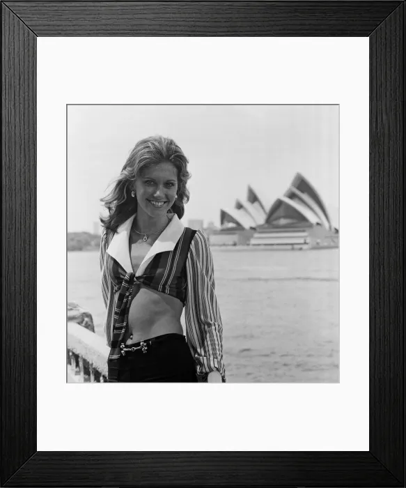 Framed Print : Actress Olivia Newton-John in Sydney, Australia. 3rd November 1973 Framed Print : Actress Olivia Newton-John in Sydney, Australia. 3rd November 1973