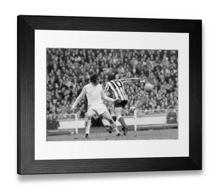 Framed Print : Sunderland 1-0 Leeds United, FA Cup final match at Wembley Stadium, London Framed Print : Sunderland 1-0 Leeds United, FA Cup final match at Wembley Stadium, London