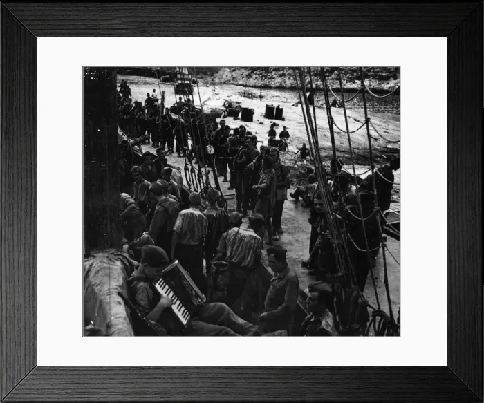 Framed Print : On an island in the Adriatic Sea, within sight of their homeland Framed Print : On an island in the Adriatic Sea, within sight of their homeland