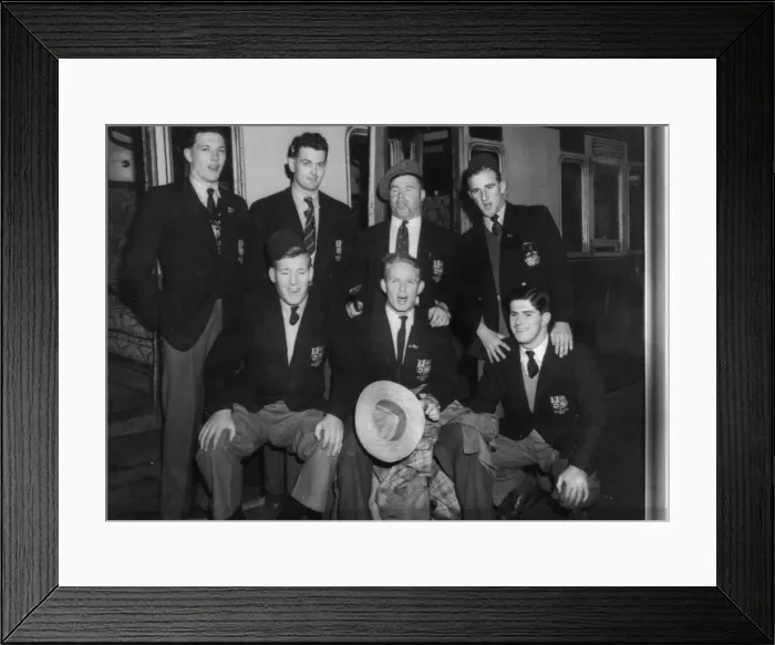 Framed Print : British Lions returning from their Tour to Australia and New Zealand Framed Print : British Lions returning from their Tour to Australia and New Zealand