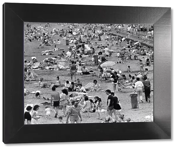 West Kirby Beach Scene, Sunday 7th July 1991