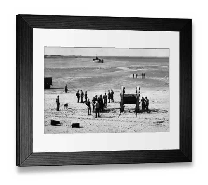 Framed Print : Testing of the Panjandrum on a beach in Devon. Circa September 1943