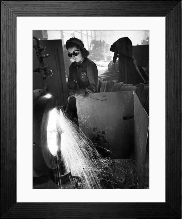 Framed Print : Miss I. McAree was a tailoress but has out down her scissors Framed Print : Miss I. McAree was a tailoress but has out down her scissors
