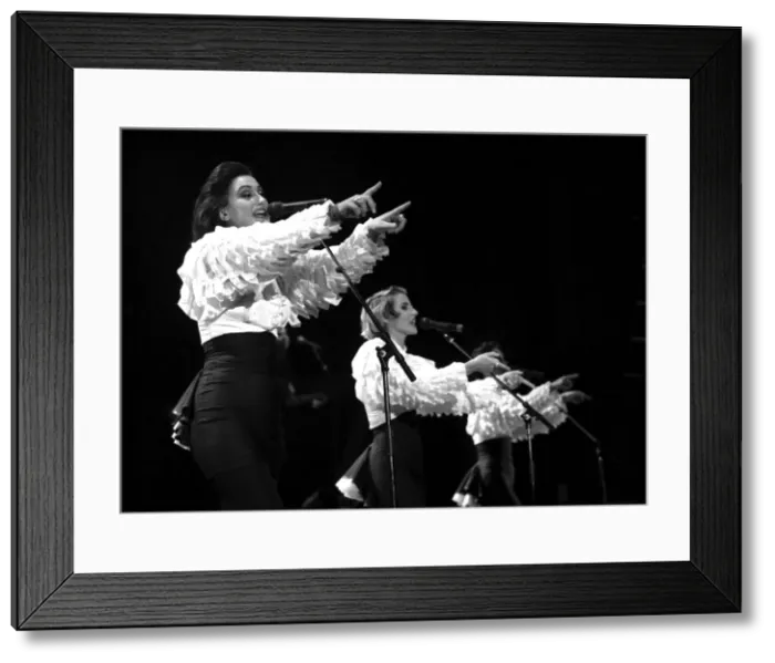 Framed Print : British girl group Bananarama Jacqui O Sullivan, Keren Woodward andSara Dallin in Framed Print : British girl group Bananarama Jacqui O Sullivan, Keren Woodward andSara Dallin in