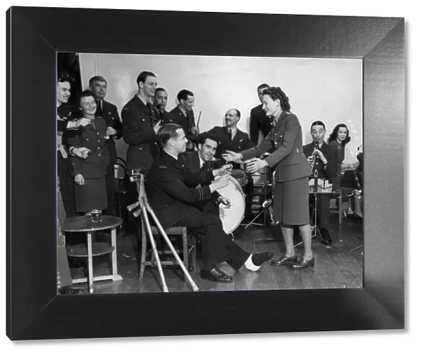 Scene in an RAF rehabilitation centre in England during the Second World War showing