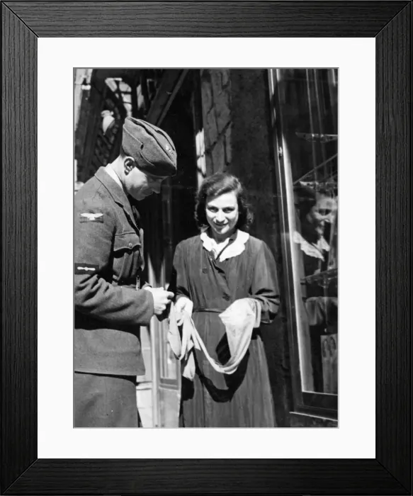 Framed Print : Naples in Southern Italy, with its open shops displaying gloves, handbags Framed Print : Naples in Southern Italy, with its open shops displaying gloves, handbags