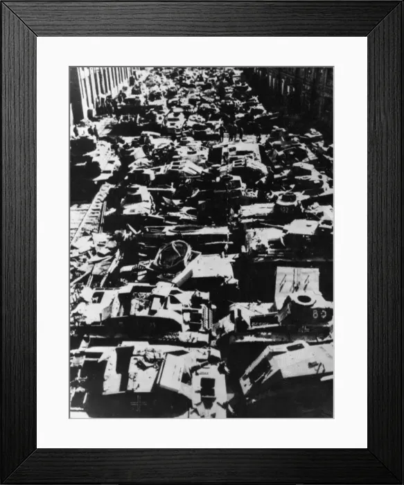 Framed Print : View at a Russian munition works engaged in the restoration of damaged enemy tanks Framed Print : View at a Russian munition works engaged in the restoration of damaged enemy tanks