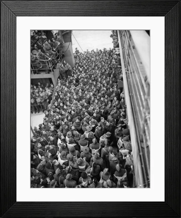 Framed Print : Canadian troops arrive in Britain, where they were welcomed by Admiral Bromley Framed Print : Canadian troops arrive in Britain, where they were welcomed by Admiral Bromley