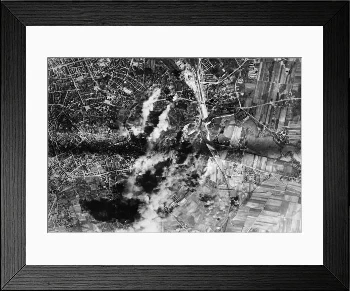 Framed Print : On Sunday 20th February 1944 the US 8th Air Force despatched 2000 heavy bombers to attack