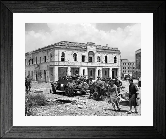 Framed Print : After joining up with the main 5th army forces in the Pontine Marshes Framed Print : After joining up with the main 5th army forces in the Pontine Marshes