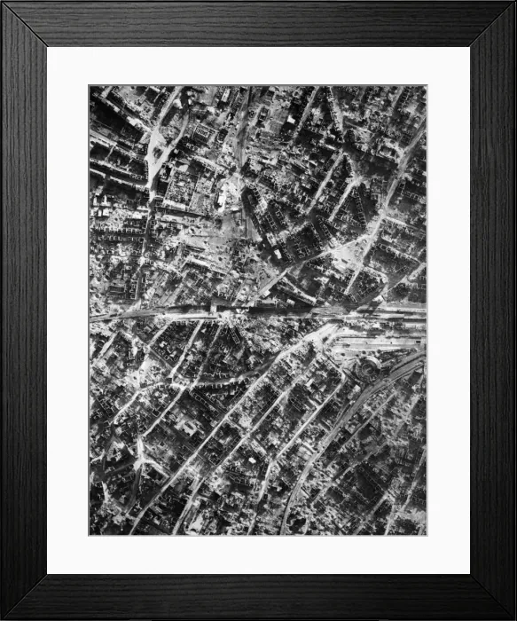 Framed Print : A recent RAF reconnaissance photograph of the centre of Bochum Framed Print : A recent RAF reconnaissance photograph of the centre of Bochum