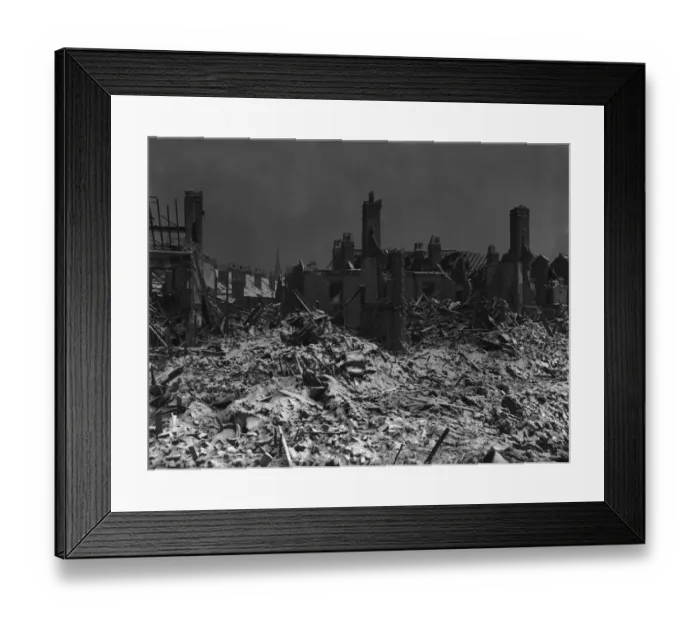 Framed Print : Burnt out houses and rubble are all that remain of Alfred Road, Sparkbrook