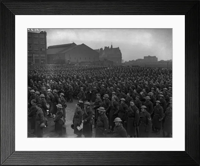 Framed Print : Members of the Birmingham Home Guard attend a drumhead service 23rd March 1941 Framed Print : Members of the Birmingham Home Guard attend a drumhead service 23rd March 1941