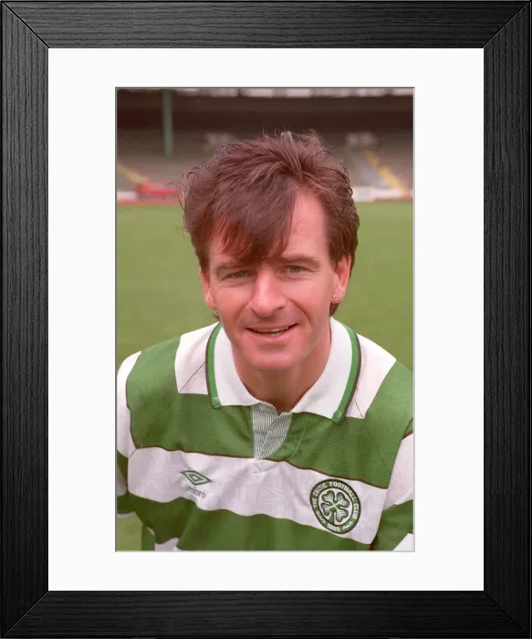 Framed Print : CHARLIE NICHOLAS, FOOTBALLER CELTIC FC - 91  /  7287 ----- CHARLIE
