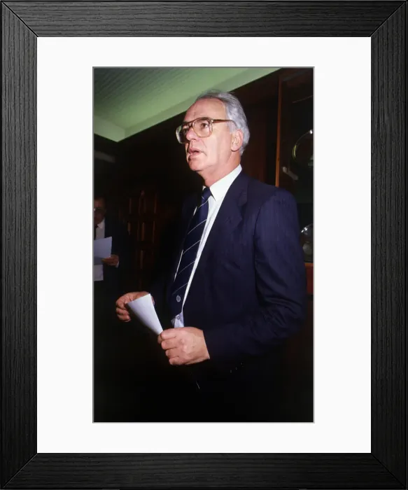 Framed Print : Jack McGinn reading out statement November 1986 Framed Print : Jack McGinn reading out statement November 1986