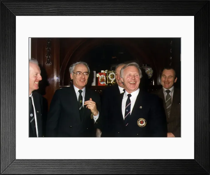 Framed Print : Jack McGinn shares a joke with David Holmes January 1986 Framed Print : Jack McGinn shares a joke with David Holmes January 1986
