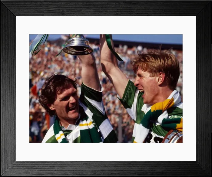 Framed Print : Roy Aitken & Anton Rogan holding up trophy May 1988 sdrscottishcupfinal Framed Print : Roy Aitken & Anton Rogan holding up trophy May 1988 sdrscottishcupfinal